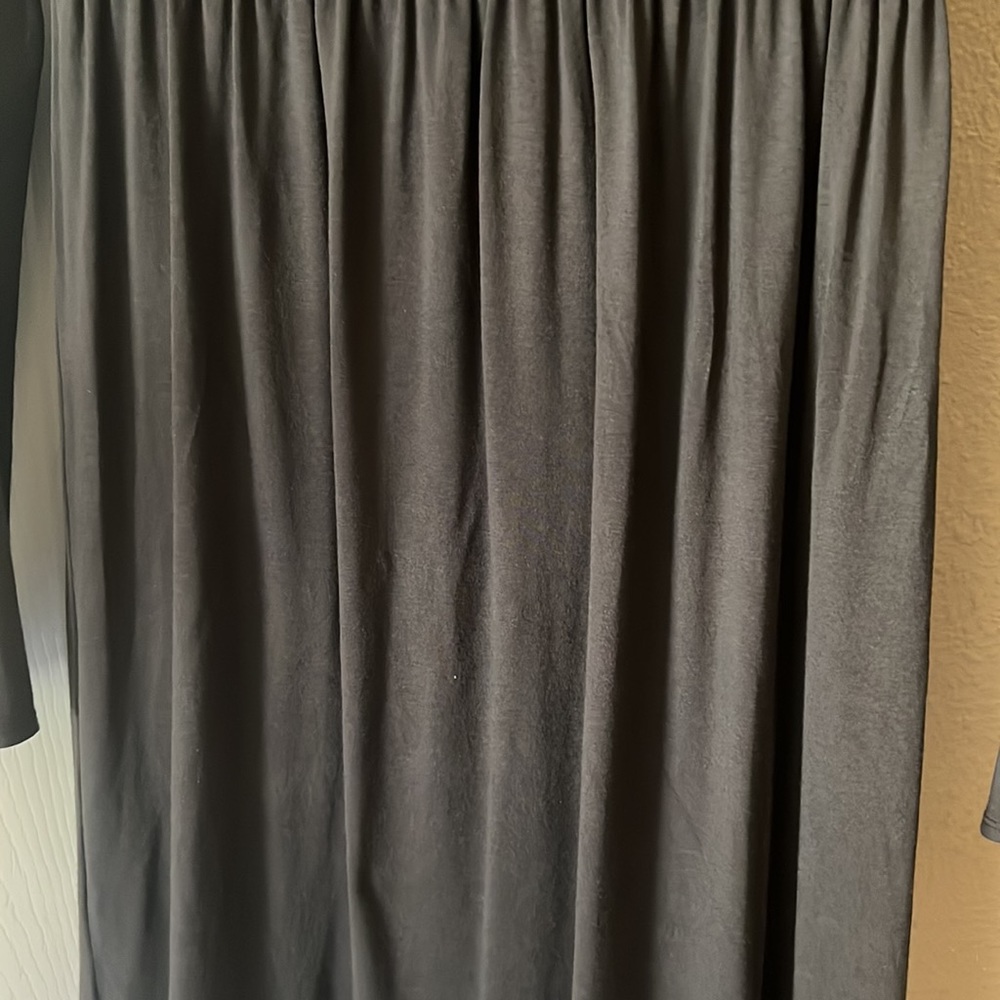 Dress - Picture 3 of 5